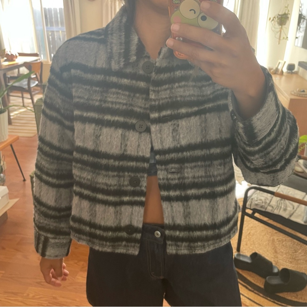 GU Japan fuzzy jacket